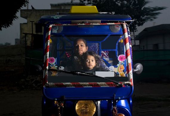 United Way Bengaluru & GEIIPL distributes 6 E-Autos to Marginalized Women