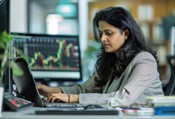 Womens Stock Market Participation Rises since 2022, Delhi Tops List with 30%