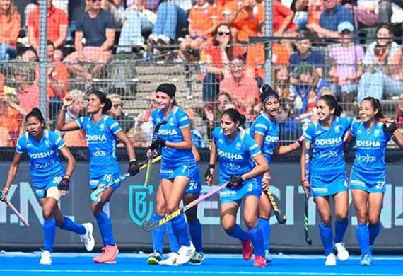 Indian Female Hockey team loses 2-3 to China