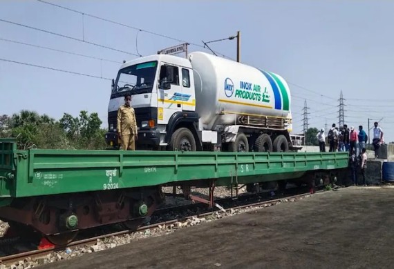 Sireesha Gajini drives the 7th Oxygen Express from Tamil Nadu to Bengaluru, receives praise from PM