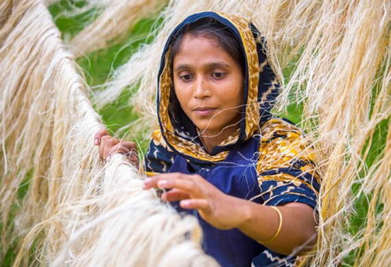 SARAS Aajeevika Mela held to Promote Rural Women Entrepreneurs in J&K