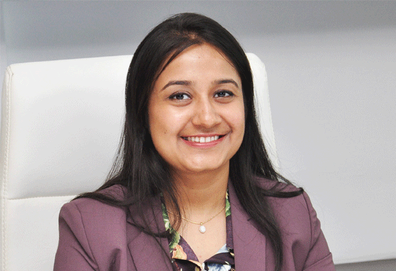 Arushi Jain: A Trailblazing Businesswoman Revolutionizing Pharma Contract Manufacturing 