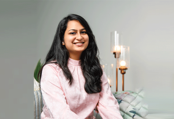 Yashna Garg: Crafting A Brilliant Journey from Design to Marketing Genius