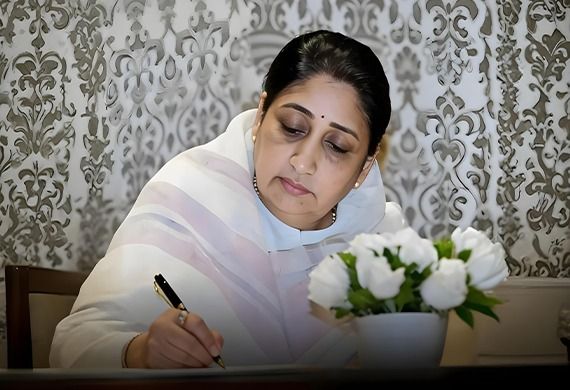 Sunetra Pawar Elected National President of NCP in Mumbai Sunetra Pawar Elected National President of NCP in Mumbai